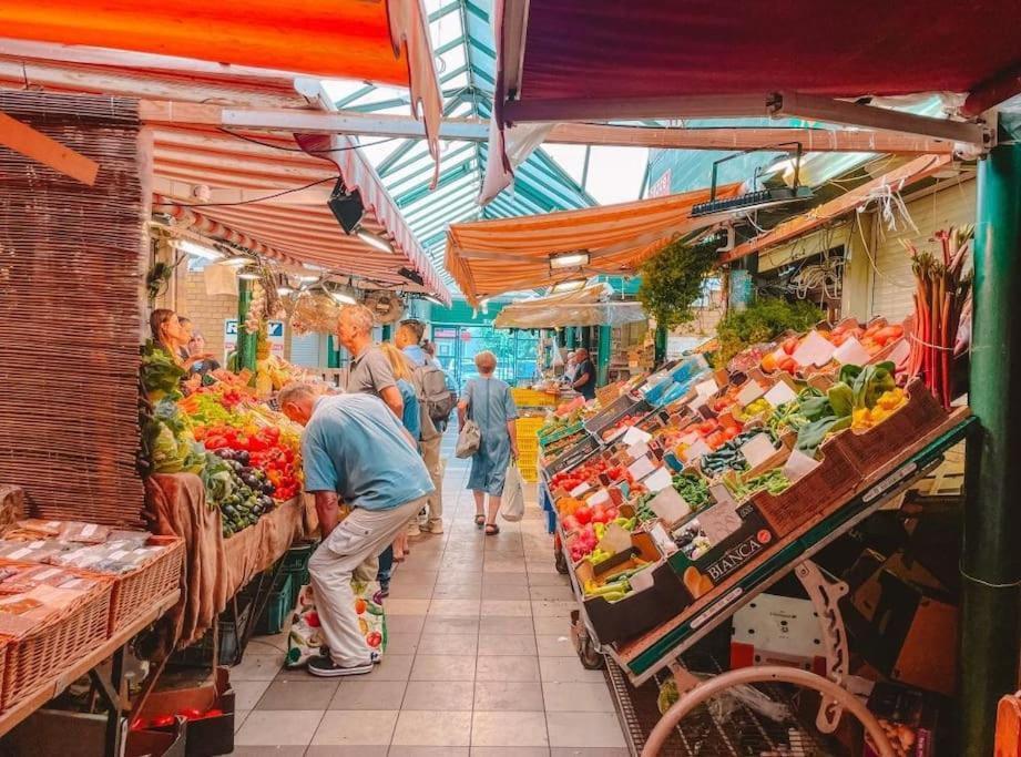 Loft Z Widokiem Na Warszawe Lägenhet Warszawa